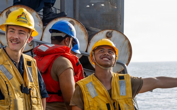 11th MEU Marines, Sailors Conduct Small Boat Operations Aboard USS Portland
