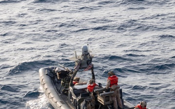 11th MEU Marines, Sailors Conduct Small Boat Operations Aboard USS Portland