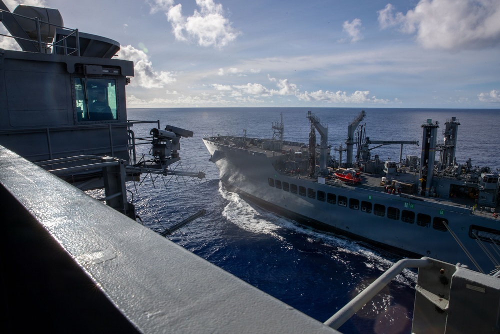 George Washington Conducts Fueling at Sea
