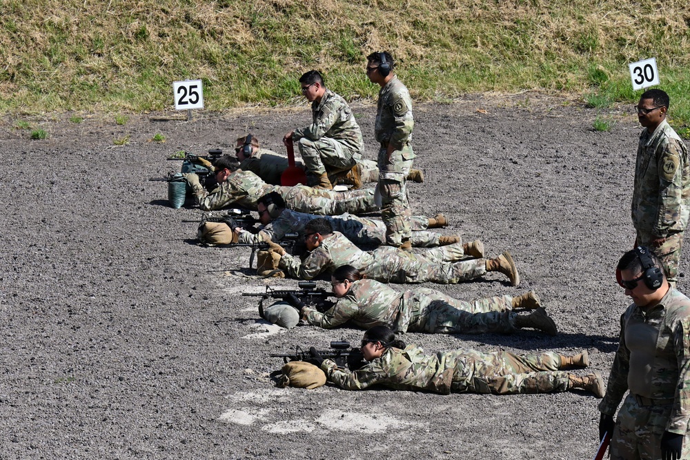 HHB, MDC-E USAG-Wiesbaden Complete M4 Carbine Qualification