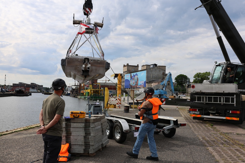 USVRON 3 operate GARCs in Baltic Sea during BALTOPS 2026