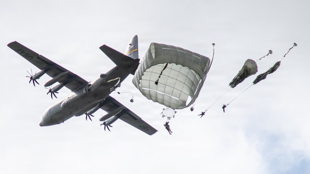 US, Allied paratroopers jump at historic drop zone in Normandy for D-Day 82