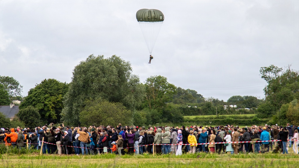 US, Allied paratroopers jump at historic drop zone in Normandy for D-Day 82