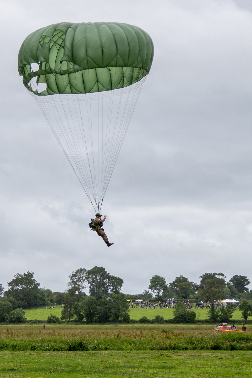 US, Allied paratroopers jump at historic drop zone in Normandy for D-Day 82