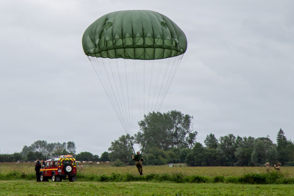 US, Allied paratroopers jump at historic drop zone in Normandy for D-Day 82