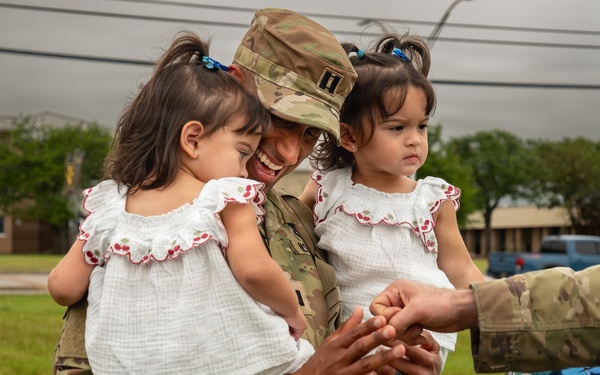 3rd Armored Brigade Combat Team, 1st Cavalry Division returns to Fort Hood from Europe rotation