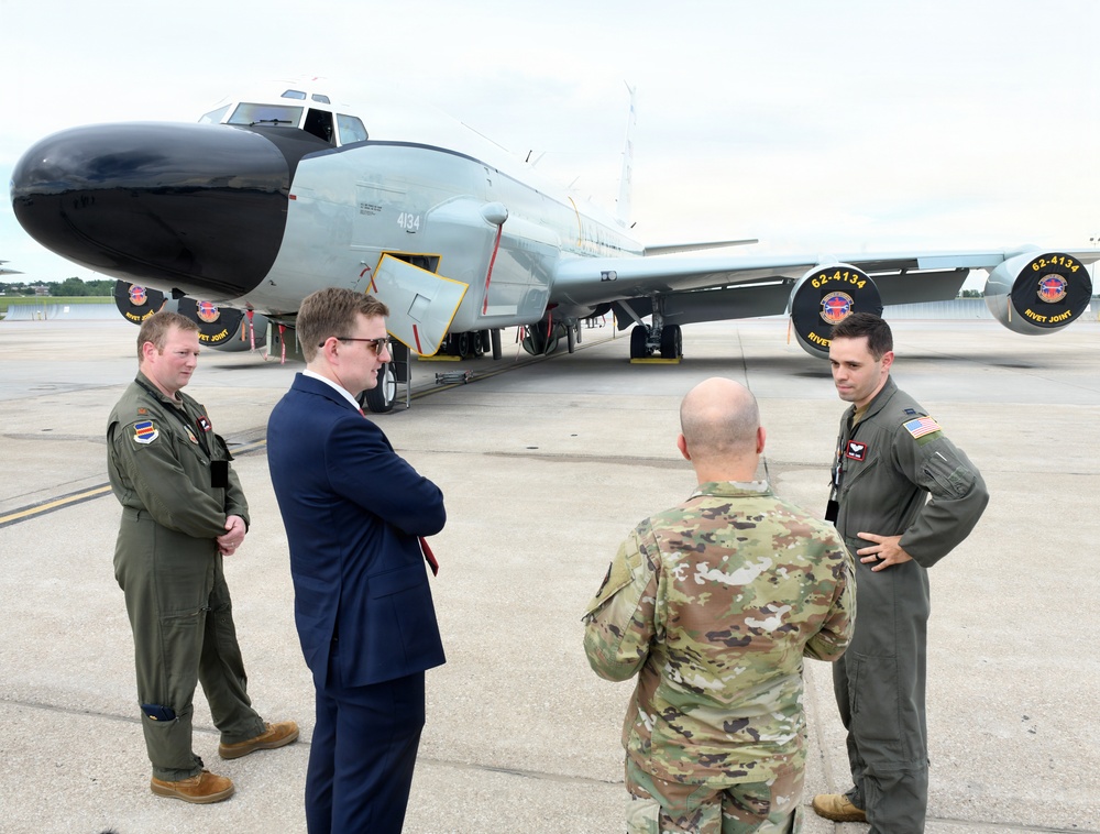 Offutt hosts legislative director