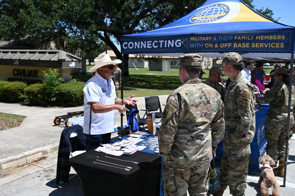 960 CW hosts 6th Annual Mental Health and Resiliency Fair