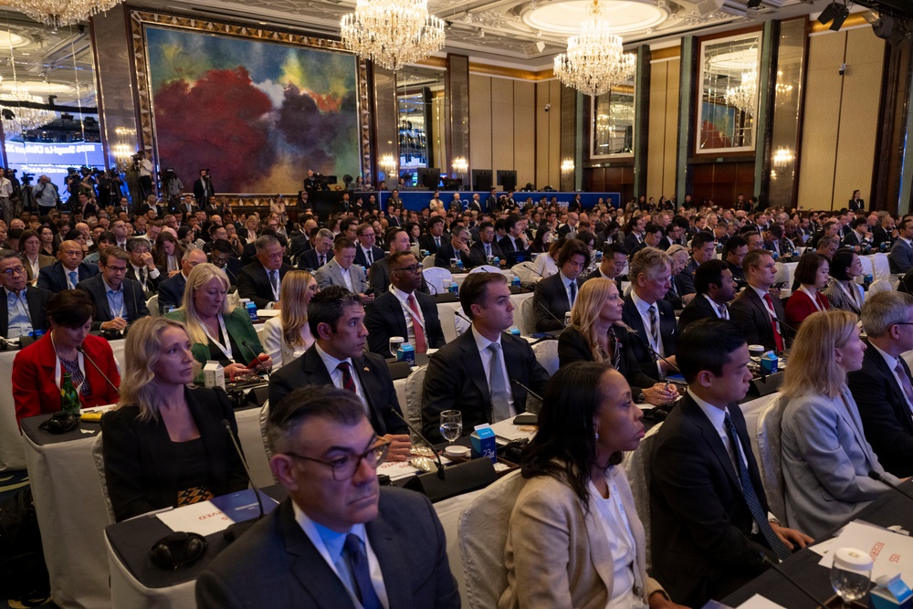 SW Attends IISS Shangri-La Dialogue