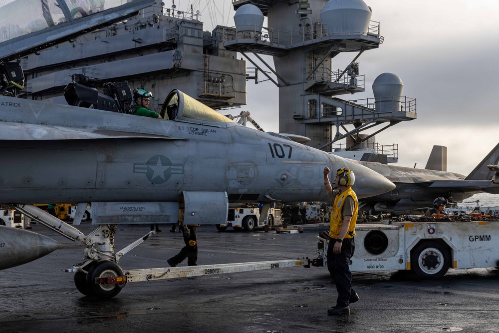 Abraham Lincoln Conducts Flight Deck Operations