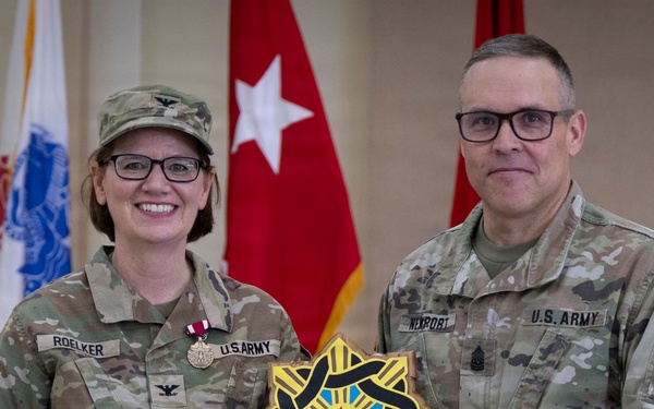 354TH QUARTERMASTER GROUP HOLDS CHANGE OF COMMAND