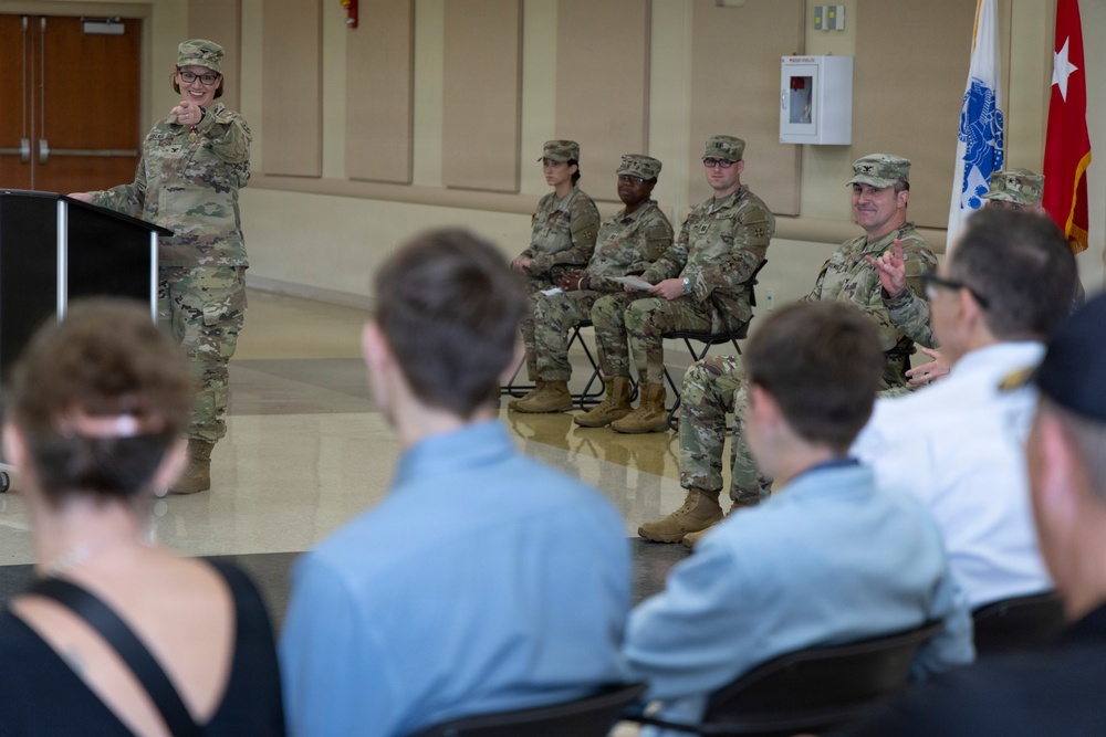 354TH QUARTERMASTER GROUP HOLDS CHANGE OF COMMAND