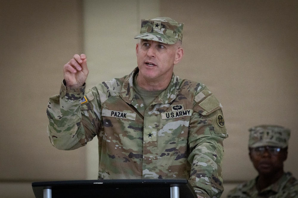 354TH QUARTERMASTER GROUP HOLDS CHANGE OF COMMAND