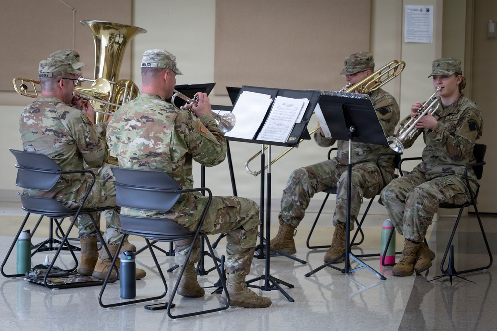 354TH QUARTERMASTER GROUP HOLDS CHANGE OF COMMAND
