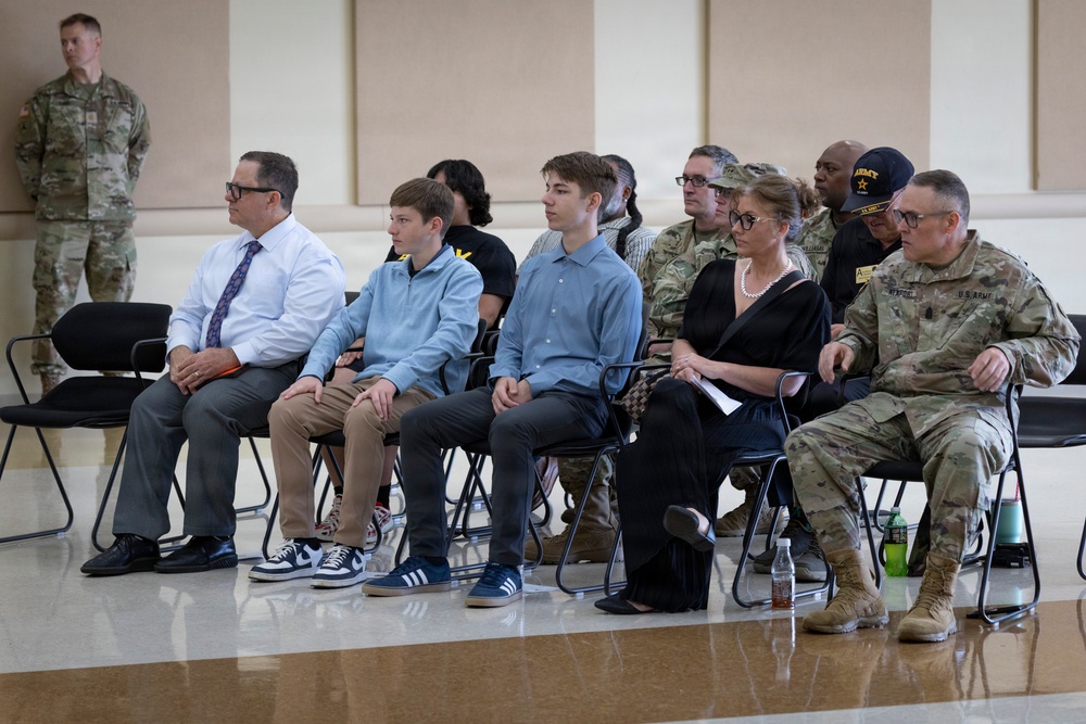 354TH QUARTERMASTER GROUP HOLDS CHANGE OF COMMAND