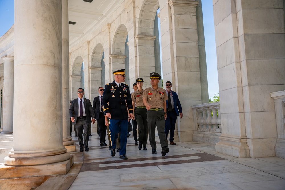 Republic of Korea Marine Corps Commandant Lt. Gen. Ju Il-Suk Visits ANC
