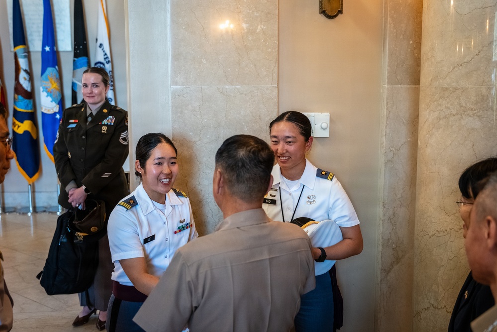 Republic of Korea Marine Corps Commandant Lt. Gen. Ju Il-Suk Visits ANC