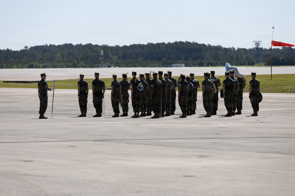 The 38th Assistant Commandant of the Marine Corps tours Marine Corps Air Station Cherry Point