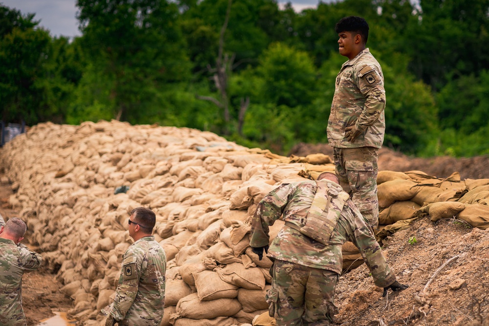 Combat Engineers Build Breach Range During Annual Training