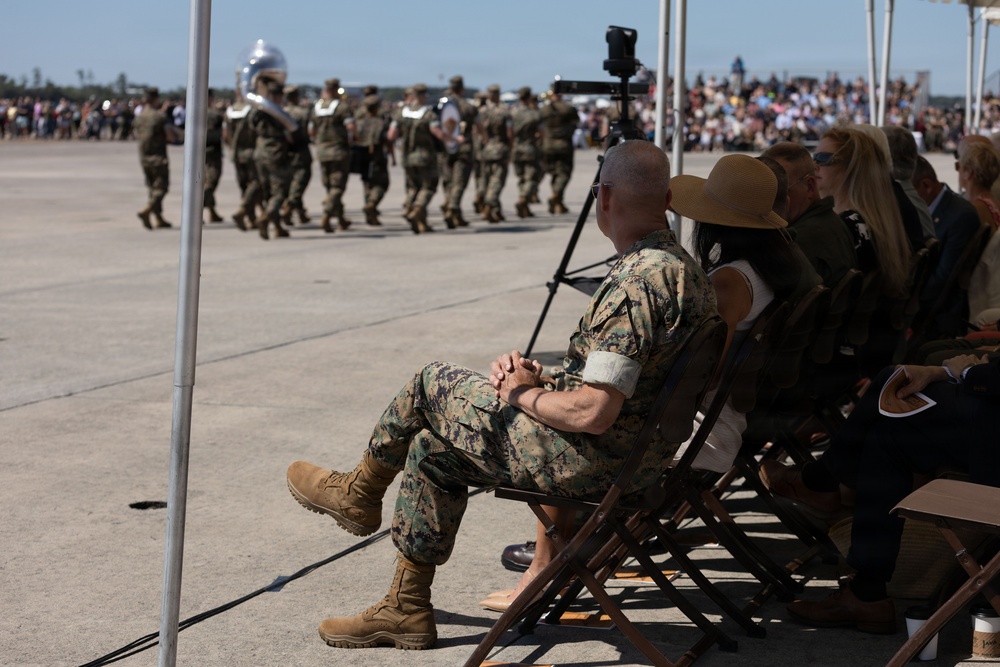 The 38th Assistant Commandant of the Marine Corps tours Marine Corps Air Station Cherry Point