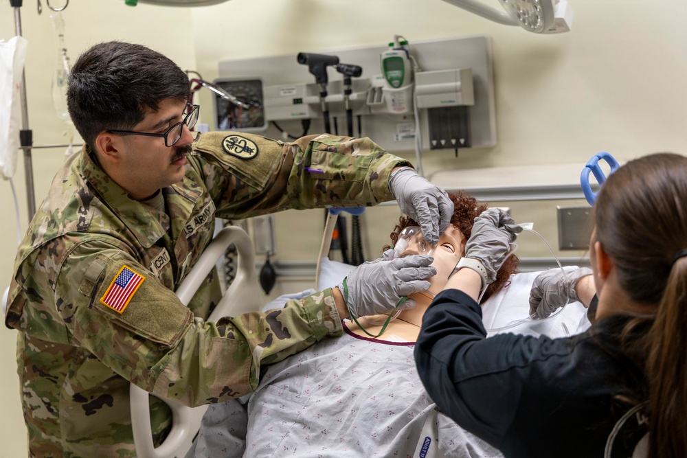 Walter Reed invests in Nursing Care After Trauma course to enhance readiness