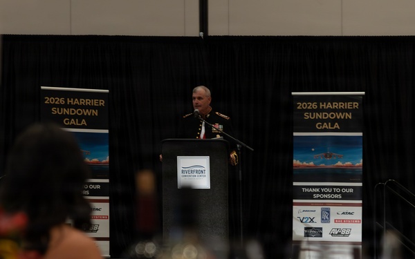 The 38th Assistant Commandant of the Marine Corps tours Marine Corps Air Station Cherry Point