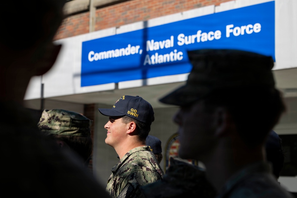 SURFLANT Speaks to Midshipmen During PROTRAMID