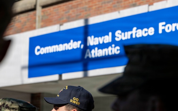SURFLANT Speaks to Midshipmen During PROTRAMID