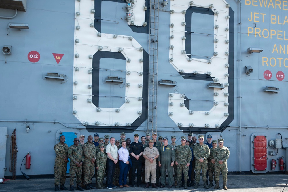 U.S. Navy, Coast Guard Unite with Canadian, Mexican Partners for 2026 NAMSI Executive Meeting
