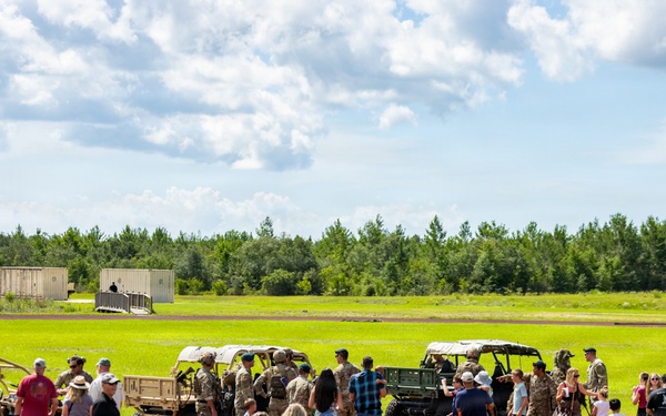 7th Special Forces Group (Airborne) opens Red Empire Week with ceremony, capabilities exercise