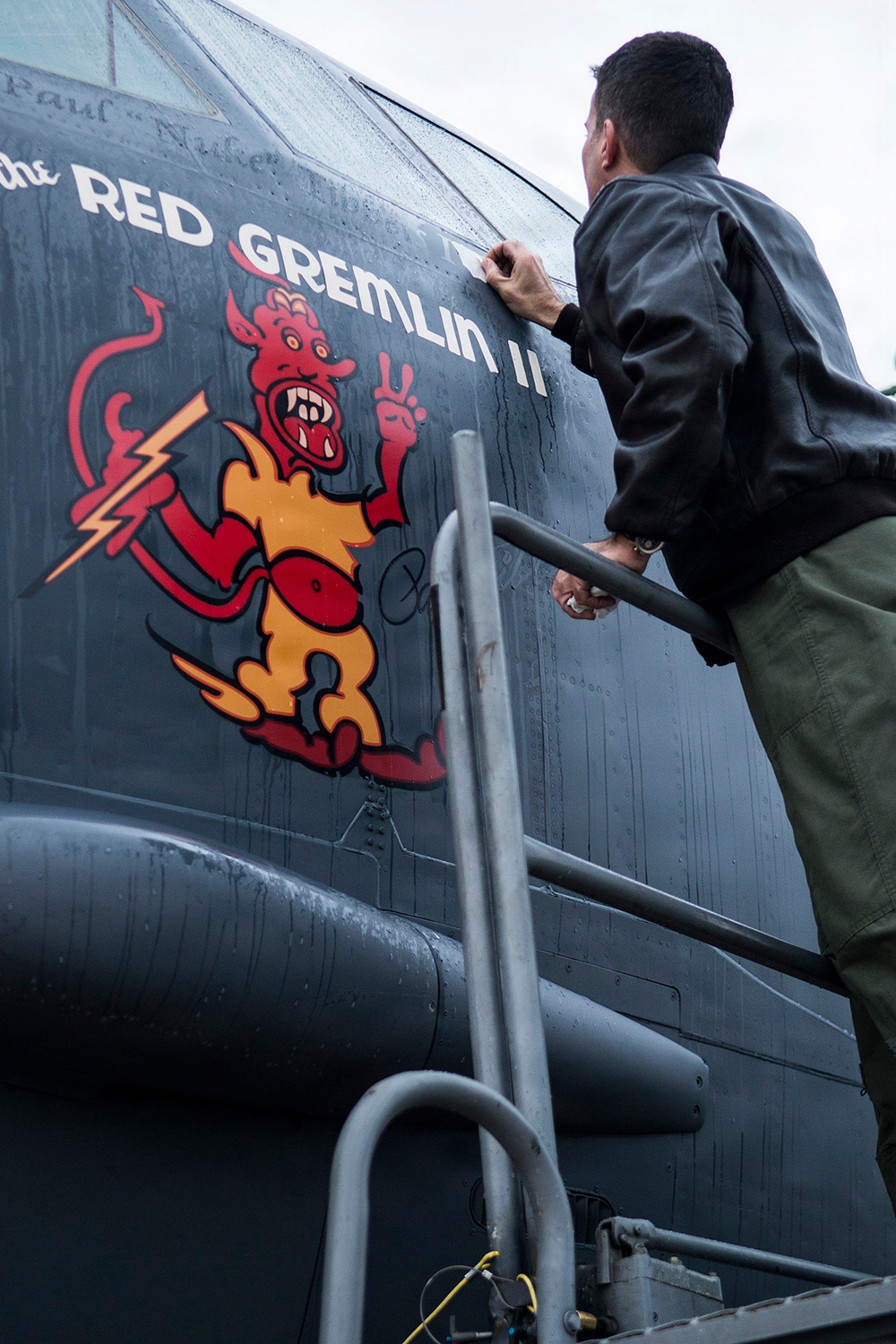 Between the canvas and the cockpit: 307th Bomb Wing aviator’s art leaves an international impression
