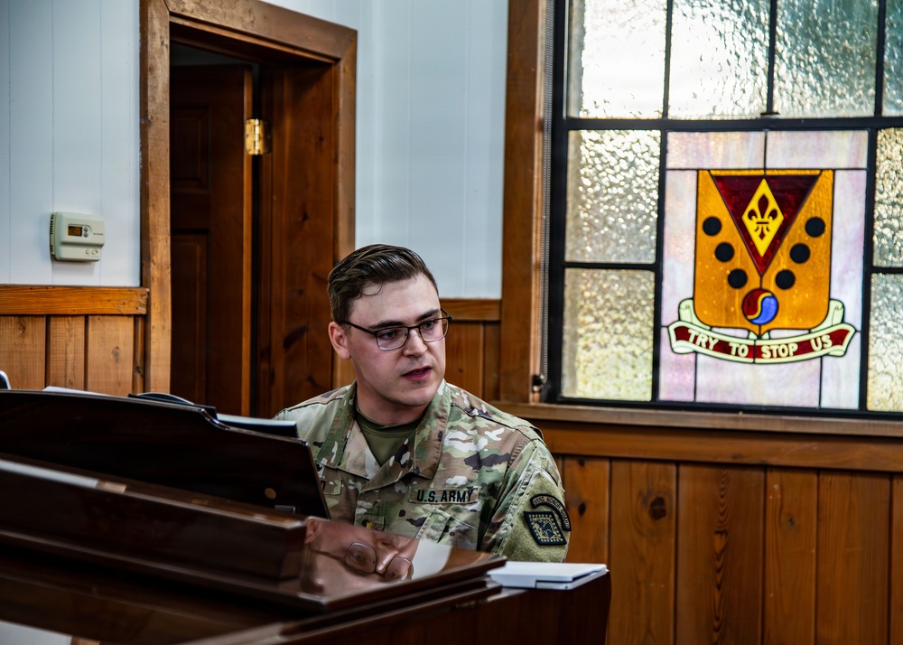 871st Troop Command Soldier Spotlight Chaplain Candidate 2nd Lt. Ward