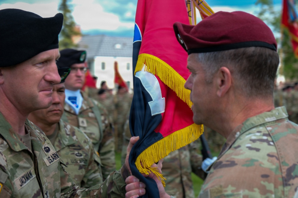 1/11 Conducts Change of Command Ceremony