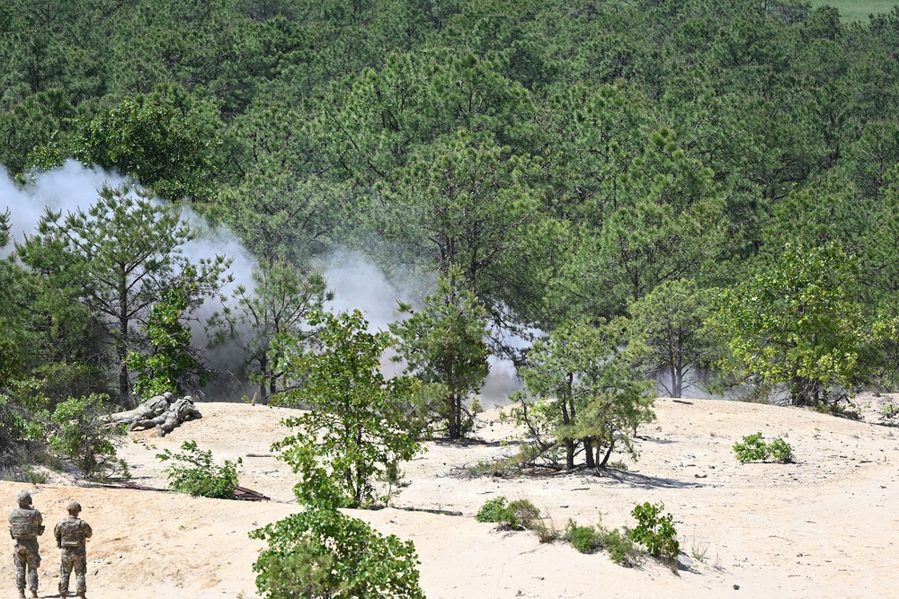 101st Engineer Battalion Observes Claymore Detonation at JB MDL
