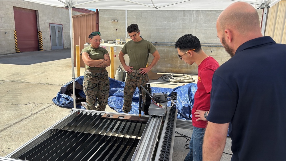 Carderock Supports Marine Corps New Mobile Manufacturing Capability for Forward-Deployed Marines