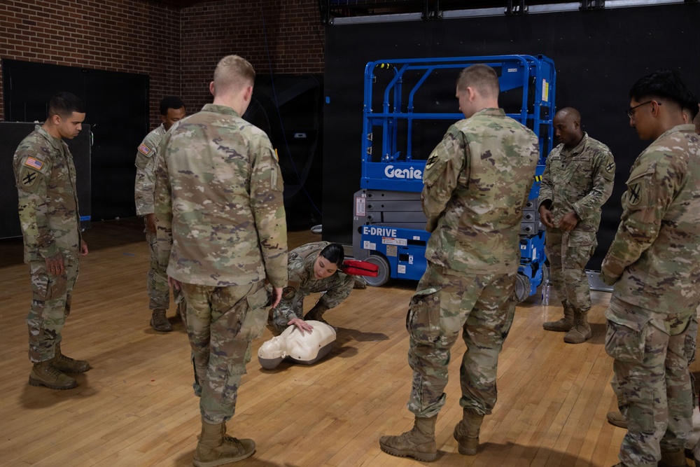 JTF-DC National Guardsmen get CPR Certified