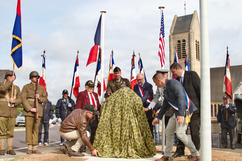 Last WWII veteran of 90th Infantry Division speaks at monument unveiling