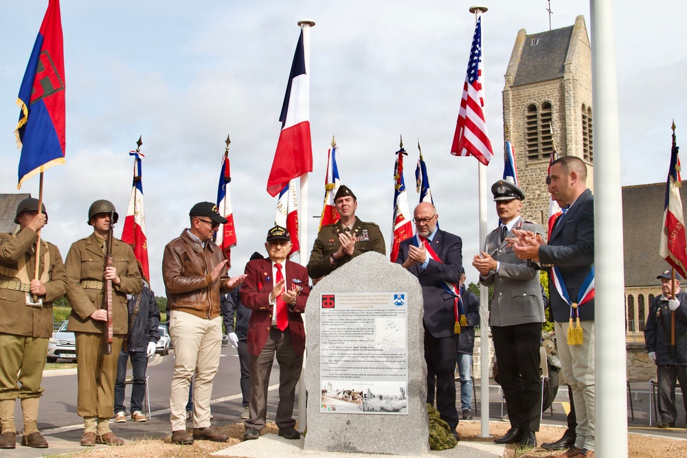 Last WWII veteran of 90th Infantry Division speaks at monument unveiling