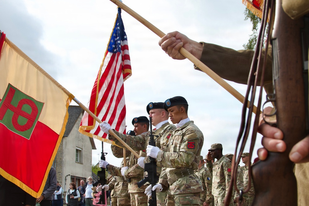 Last WWII veteran of 90th Infantry Division speaks at monument unveiling