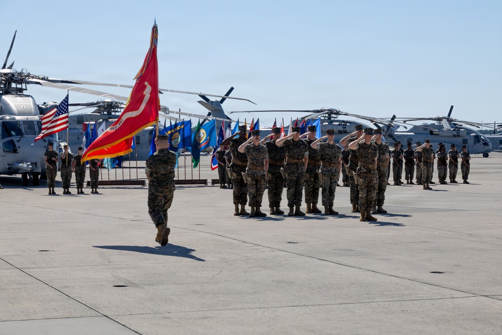 HMH-461 change of command