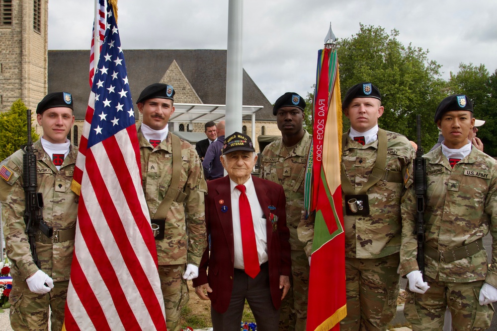 Last WWII veteran of 90th Infantry Division meets 90th Sustainment Brigade