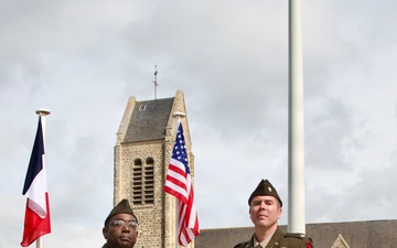Last WWII veteran of 90th Infantry Division meets 90th Sustainment Brigade