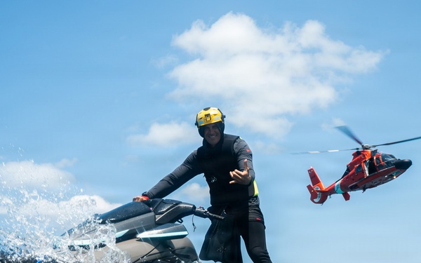 Coast Guard Air Station Barbers Point conducts rescue watercraft training
