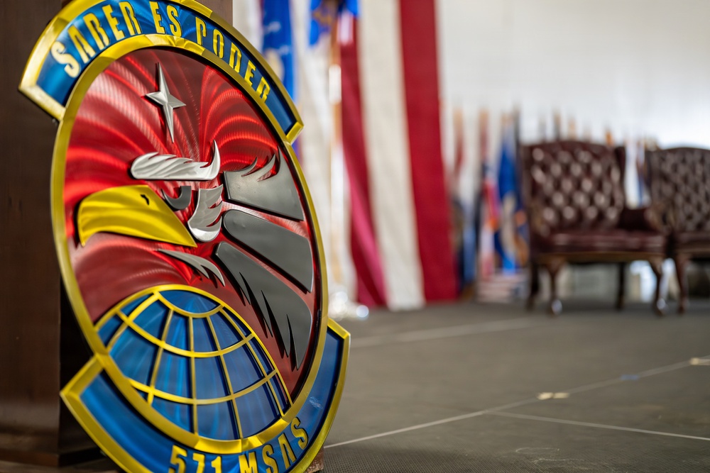 571st MSAS welcomes new commander