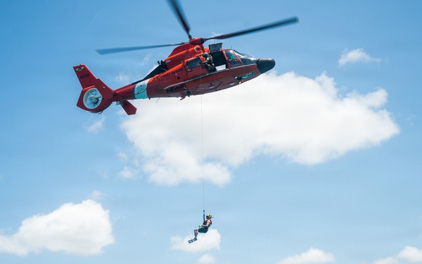 Coast Guard Air Station Barbers Point conducts rescue watercraft training