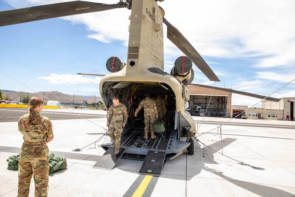 422nd Signal Battalion and 911st Aviation Battalion prepare for Desert Forge Mission.