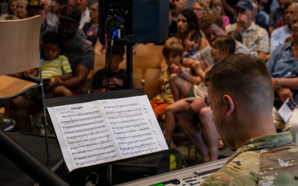 106th Army Band Plays At Crystal Bridges Museum Of American Art