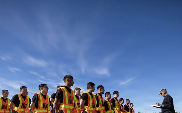 Alaska Army National Guardsmen conduct the Army Fitness Test