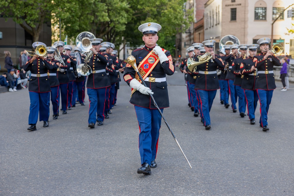 1st MARDIV Band performs at the Portland Rose Festival Fleet Week