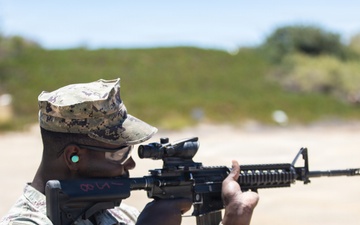 NMCB 4 Seabees Qualify on the M4
